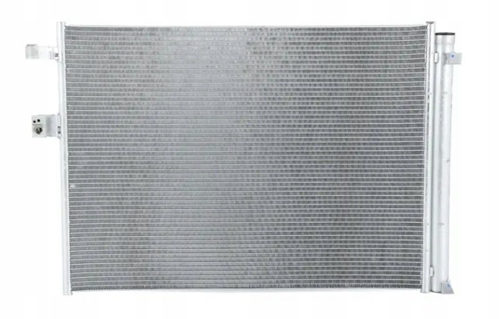 Радиатор охлаждения BMW G05 X5 M50i N63 4.4L, BMW G05 X5 xDrive50i N63 4.4L